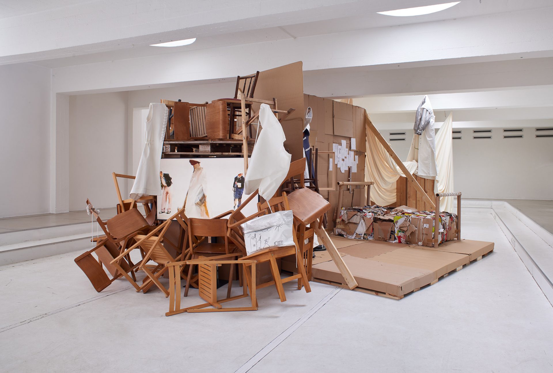 »Puppentheaterburghöhlenzimmer«